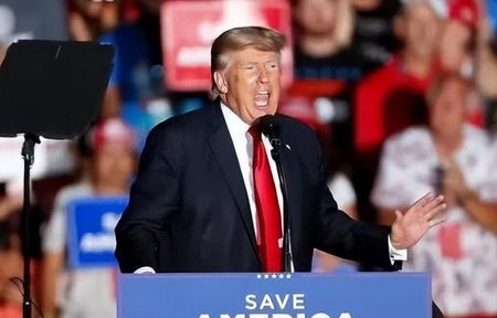 特朗普呼吁，俄乌立即停火，和平曙光初现