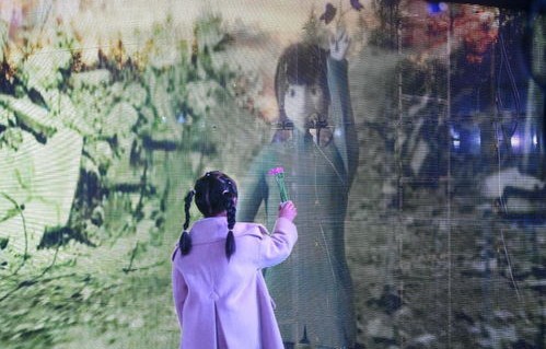 穿越时空之旅，短剧带着老爸回古代中的王宇锋与崔瑶