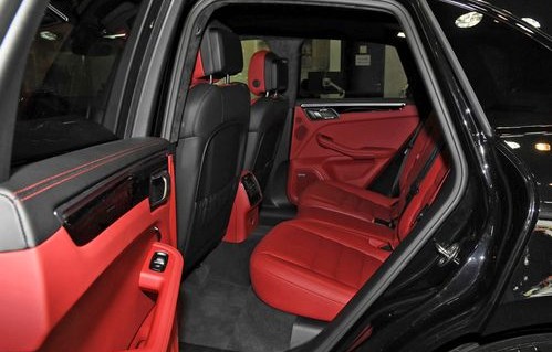 保时捷suv最便宜多少钱(保时捷suv最便宜多少钱一辆)