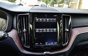 汽车沃尔沃xc60多少钱(沃尔沃xc60落地价多少钱)