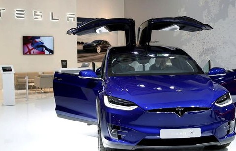 特斯拉汽车图片(特斯拉汽车图片大全大图及价格)