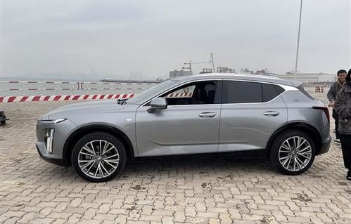 凯迪拉克轿跑(凯迪拉克轿跑suv)