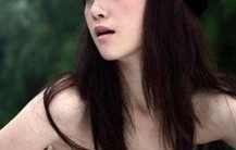 19岁烤牌姑娘的走红之路