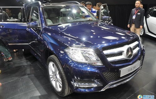 奔驰glk为什么停产了(奔驰glk200价格及图片)