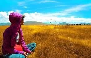 女生徒步回老家，四日漫漫路未尽