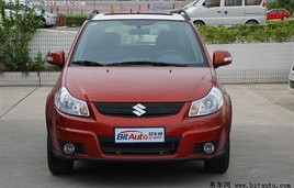长安铃木天语sx4两厢(长安铃木天语sx4两厢油箱)