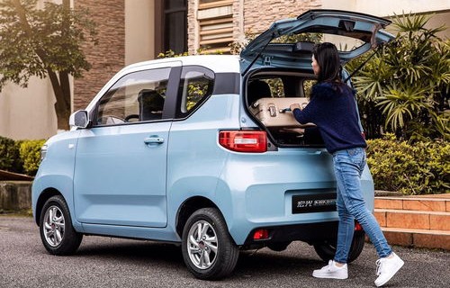 宏光五菱mini2023款价格(宏光五菱miniev价格)