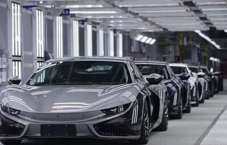 兰博基尼是哪个国家的品牌(保时捷是哪个国家的)