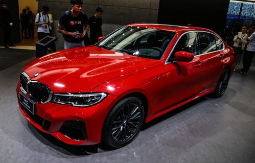 30万买宝马还是奔驰(30万买宝马奔驰还是奥迪好)