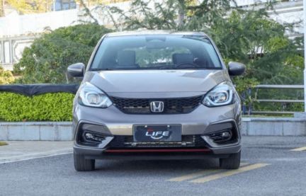 丰田女士自动挡省油小型车(丰田女士自动挡省油小型车11万左右)