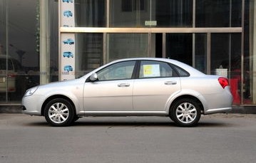 2013款别克凯越价格(2013款别克新凯越汽车参数)