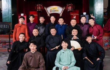 张翰回老家过年，传统与现代的交织