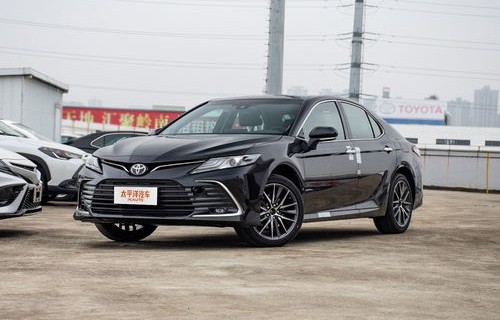 直播间百元羽绒服热销背后的故事