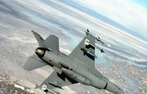 那个说要开战斗机的孩子长大了