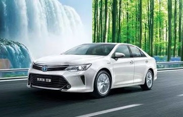 丰田买双擎好还是纯油好(油电混合车10万左右车型推荐)