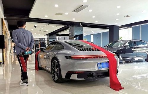 保时捷女销售冠军连续两年销售破百，170辆的背后故事