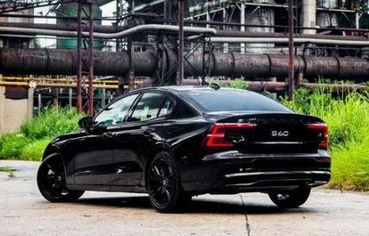 沃尔沃s60轿车价格(s60沃尔沃2024款价格)