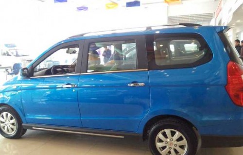 五菱宏光s裸车多少钱(五菱宏光s裸车价一般能谈下来多少?)