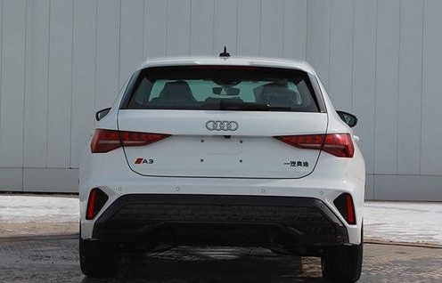 新款奥迪a3l的价格及图片(新款奥迪a3三厢价格及图片)