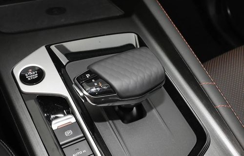 欧尚x7plus(欧尚X7pluS手动挡行驶中换挡视频)