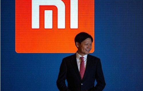 雷军引领变革，内部大奖升级至千万的智慧与决心