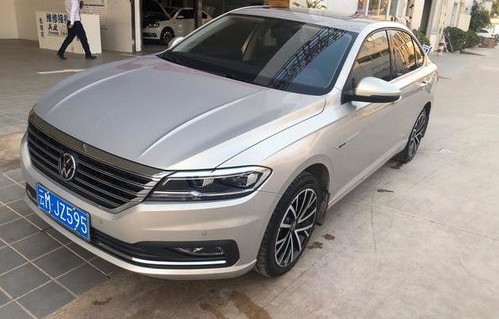 上汽大众朗逸报价及图片(上汽朗逸最新价格)