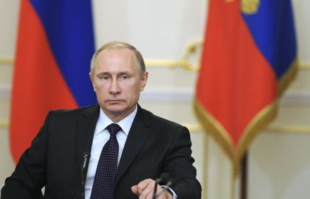 普京坚定表态，俄罗斯坚定站在中国一边