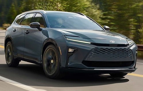 丰田皇冠suv新款2023款(丰田皇冠suv新款2023款多少钱)