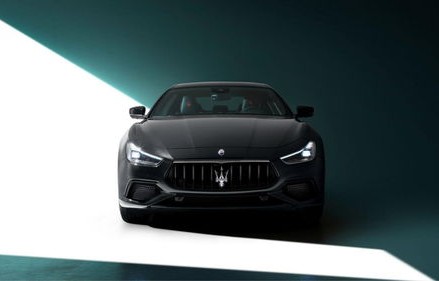 玛莎拉蒂车标志(玛莎拉蒂车标志图片保时捷)