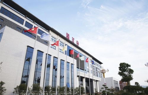 哪吒2，风起美国——东西方文化交流的桥梁