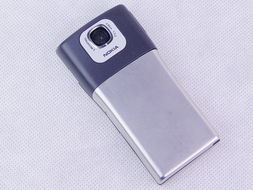 索爱w900上市时间的简单介绍