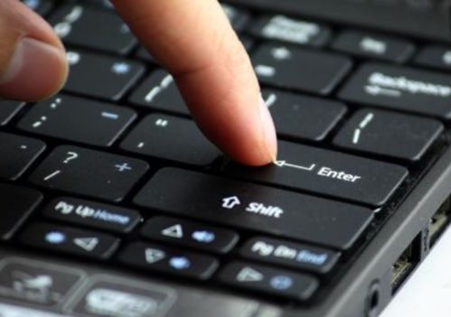 笔记本电脑键盘失灵怎么办(华硕笔记本电脑键盘失灵怎么办)