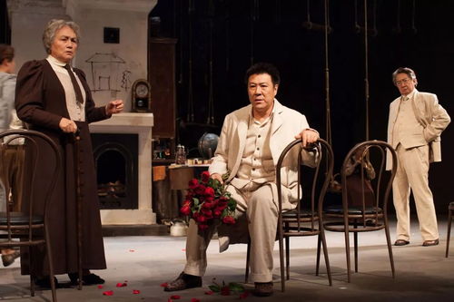 短剧在他深情中陨落，百集的演绎与告别