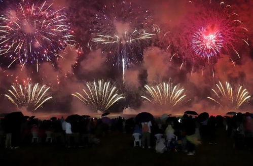 短剧中的璀璨烟火——她似烟火绚烂