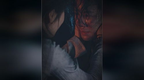 短剧旧梦重逢之冷伤情