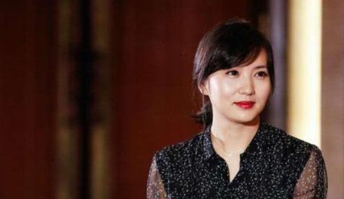 阚梓艺领衔主演的万人迷女神短剧，72集的魅力之旅