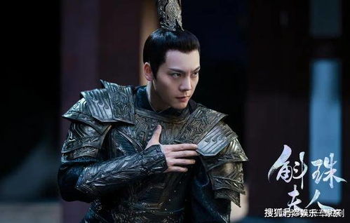 重生后的霸总白月光，严雯丽的蜕变之旅（共70集）