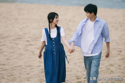 短剧中的情感纠葛，刚被分手的男主角与校花产房的意外交集（共25集）