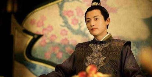 短剧长缨在手——穆青的传奇故事