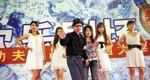 短剧新篇章——假千金在豪门之外,被三个哥哥的团宠生活(共94集) 短剧新篇章——假千金在豪门之外,被三个哥哥的团宠生活(共94集)