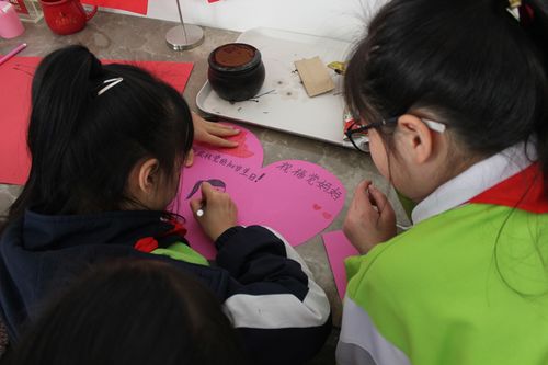 短剧，妈妈，离我近一点（100集）