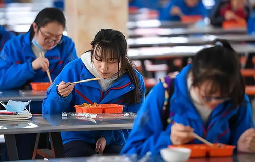 男生食堂买饭遭阿姨无视与赶走,一次不愉快的经历 男生食堂买饭遭阿姨无视与赶走,一次不愉快的经历