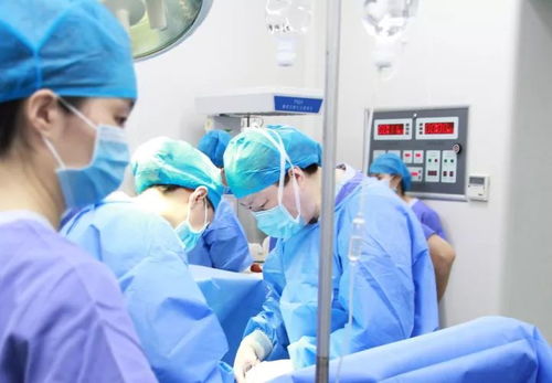 医生回应烧伤妈妈钢丝球清创事件，专业操作还是医疗伦理的缺失？