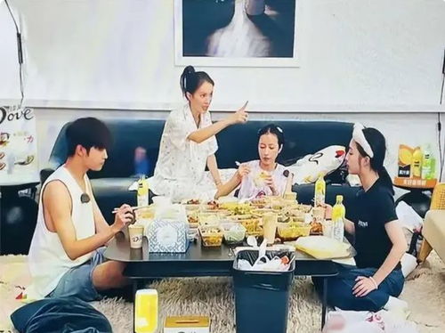 花少四人误点九人餐的奇妙经历 花少四人误点九人餐的奇妙经历