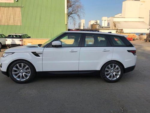 路虎揽胜运动版2024款(路虎揽胜运动版2024款报价及图片)