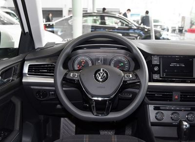 大众朗逸2022款图片(大众朗逸2022款图片及价格大全)