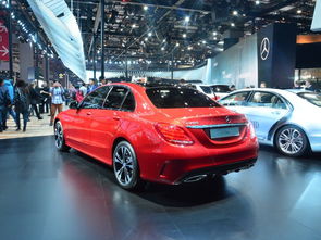 奔驰c200图片(红色奔驰c200图片)