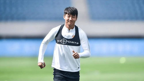 张玉宁,再踢日本,我们不会重演0-7的悲剧 张玉宁,再踢日本,我们不会重演0-7的悲剧