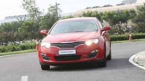 哪年的荣威550质量好(荣威550是几年的车)