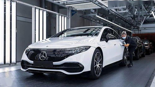 梅赛德斯奔驰2022款价格(梅赛德斯奔驰2022款价格及图片)